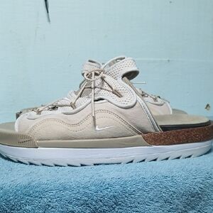 Nike Tan Sandals with White Sole